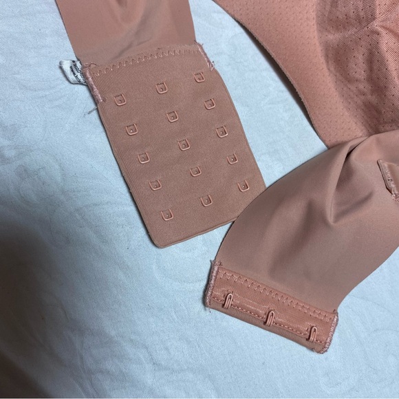 Knix 8 Seamless Padded V Neck Evolution Bra Wireless Pink Ginger Peach 40-42 D-G - Picture 8 of 12